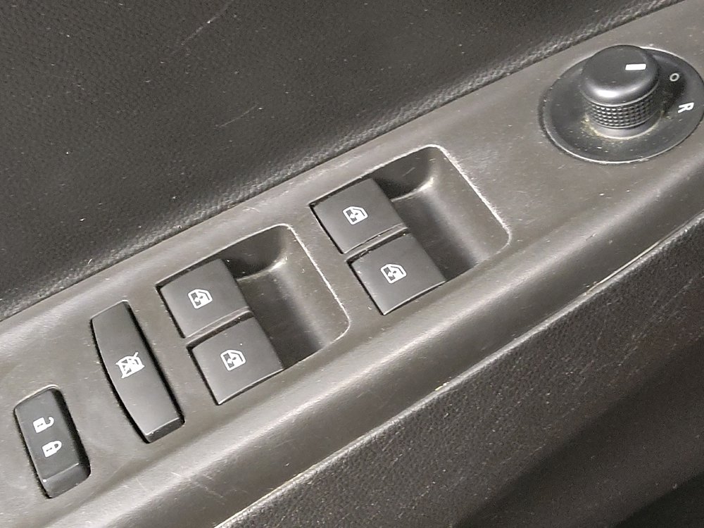 Used 2021 Chevrolet Spark LT FWD image 27