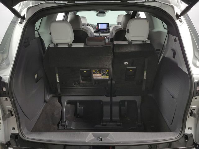 Used 2023 Toyota Sienna XSE w/ XSE Plus Package image 29
