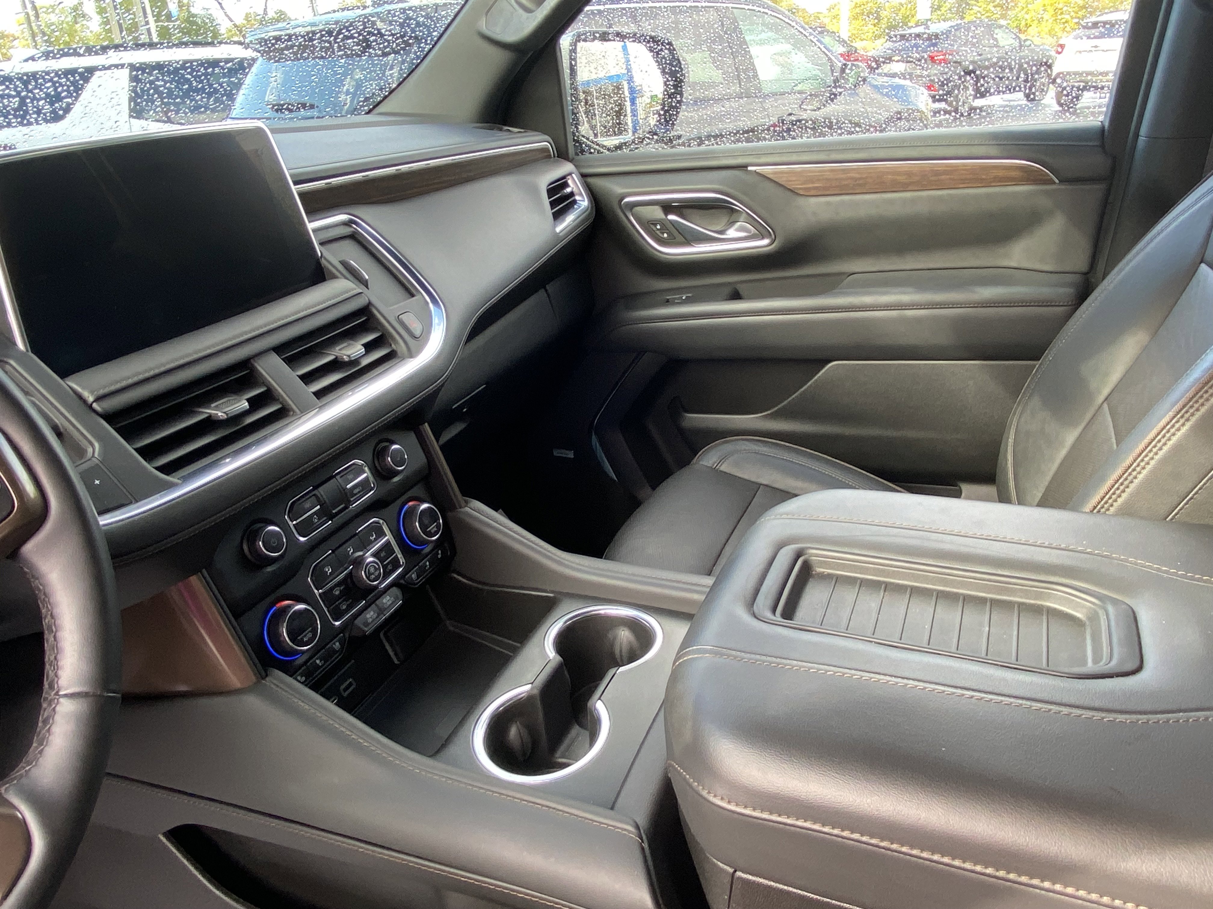 Used 2023 Chevrolet Tahoe High Country image 7