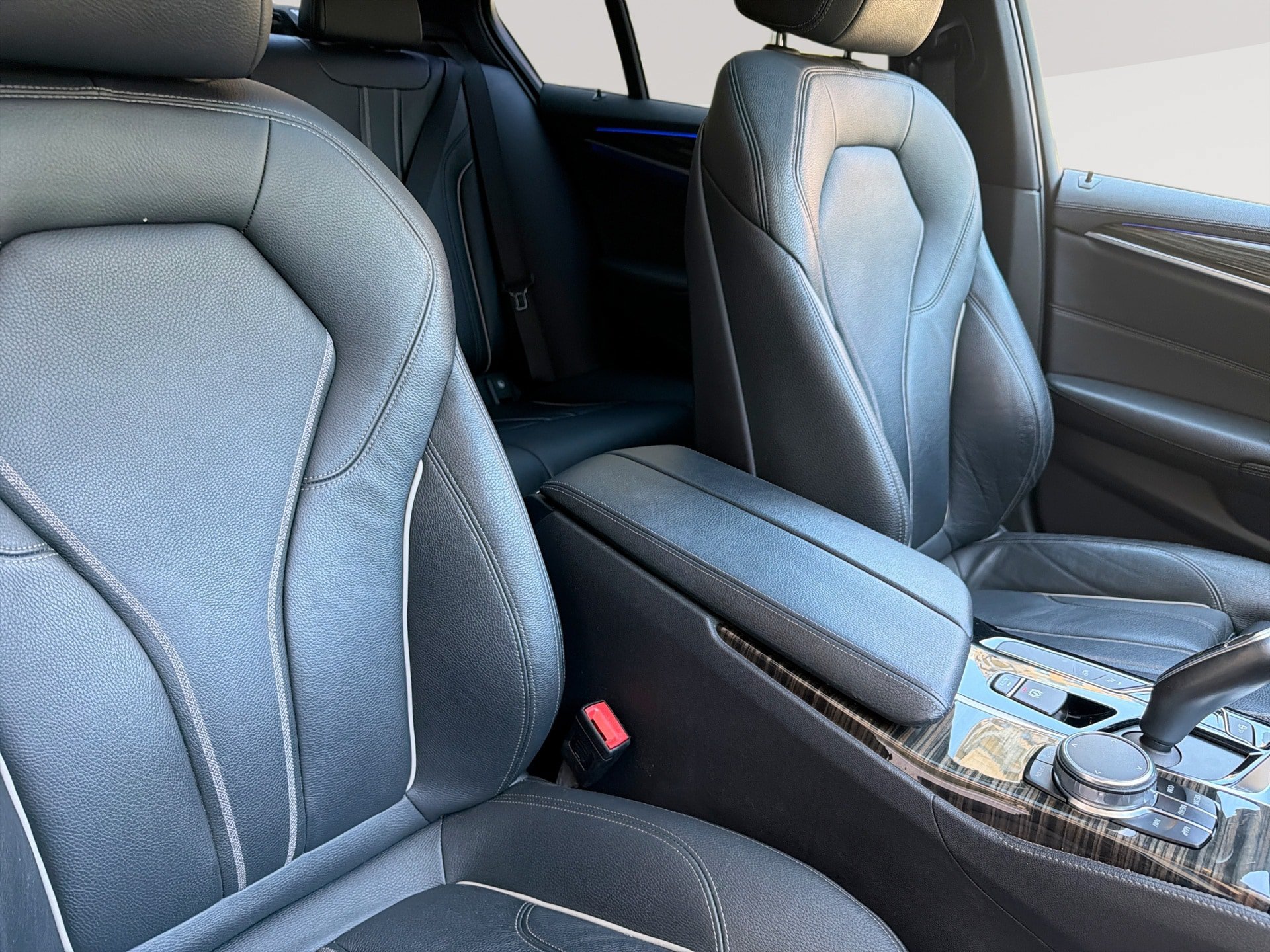 Used 2018 BMW 540i xDrive w/ M Sport Package AWD/4WD image 24