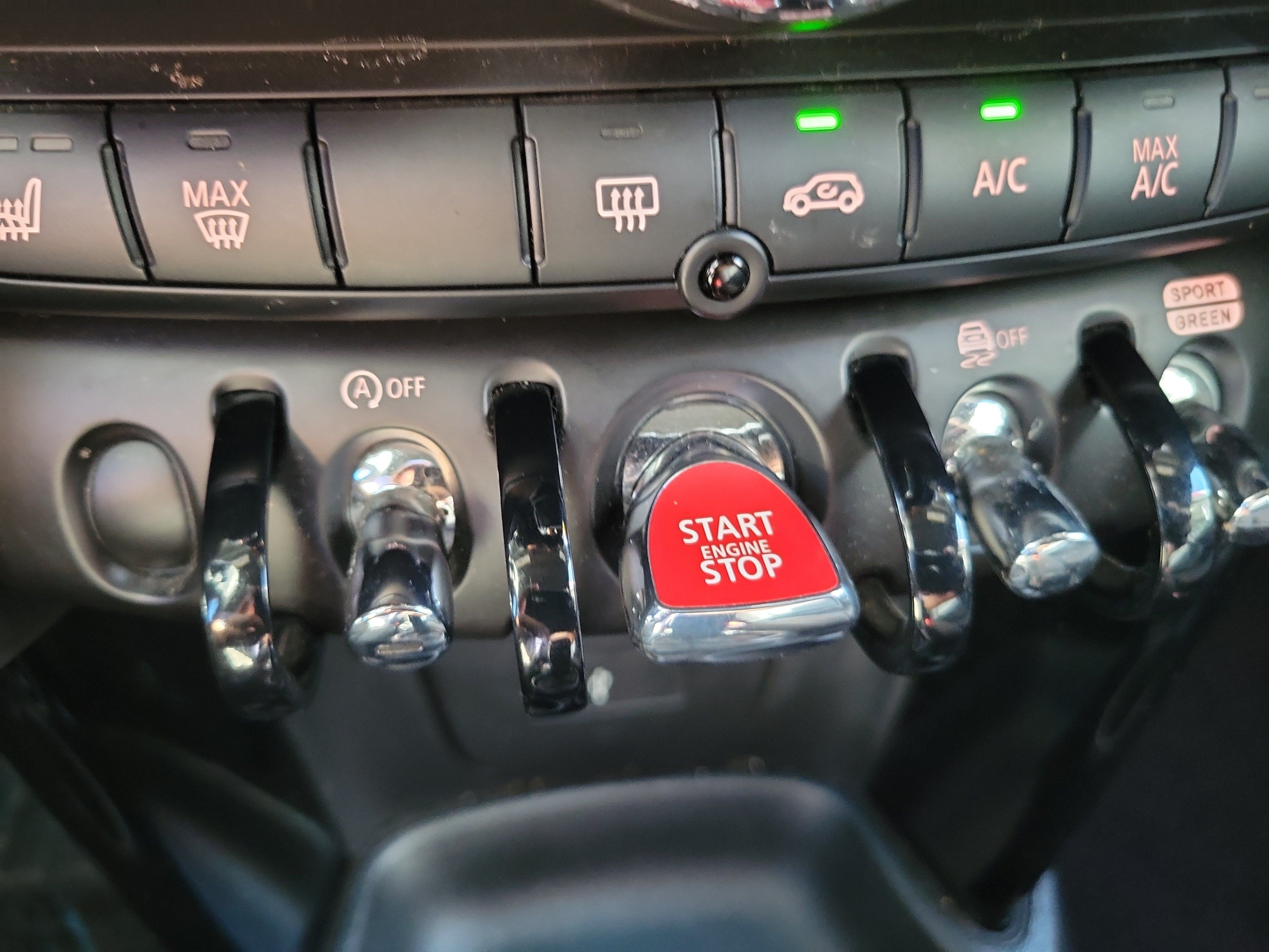 Used 2024 MINI Cooper S FWD image 27