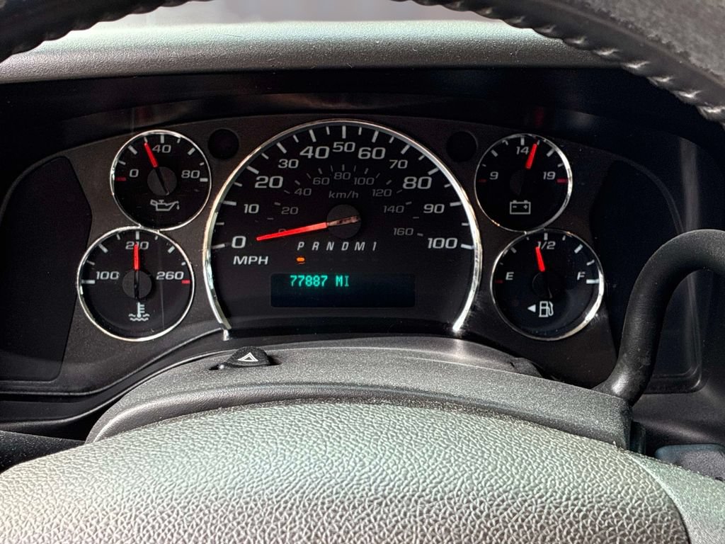 Used 2020 Chevrolet Express 2500 Extended w/ Communications Package RWD image 24