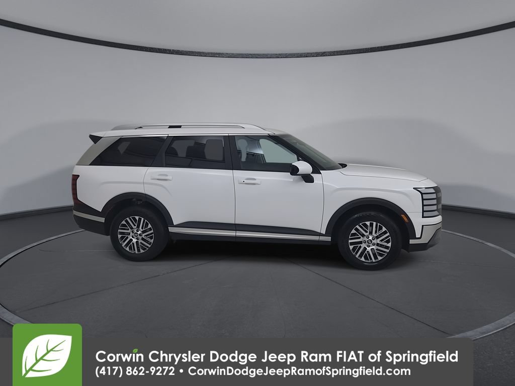 Used 2026 Hyundai Palisade SEL AWD/4WD image 16