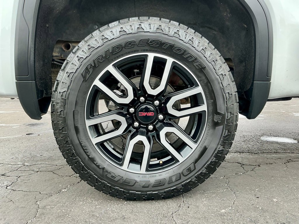 Used 2024 GMC Sierra 1500 AT4 w/ Technology Package image 22