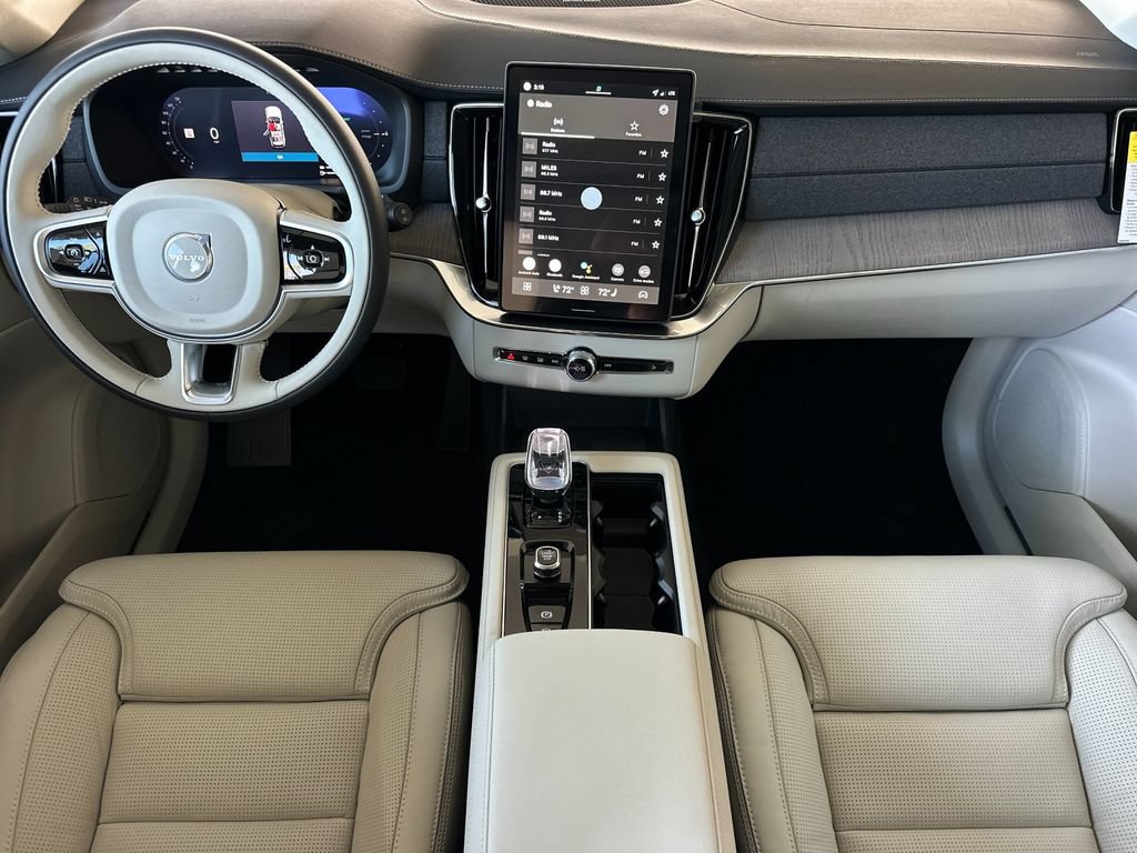 New 2026 Volvo XC90 T8 Ultra w/ Protection Package Premier AWD/4WD image 12