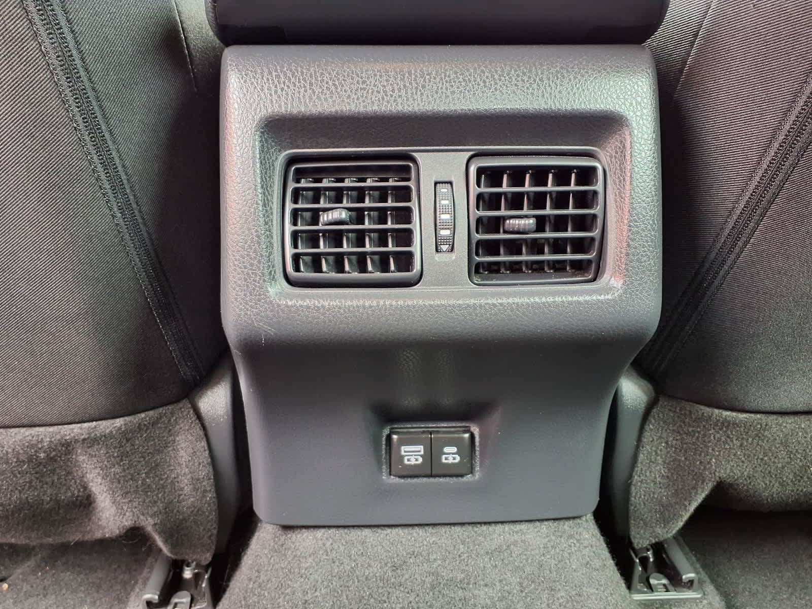 Used 2025 Toyota Camry LE FWD image 12