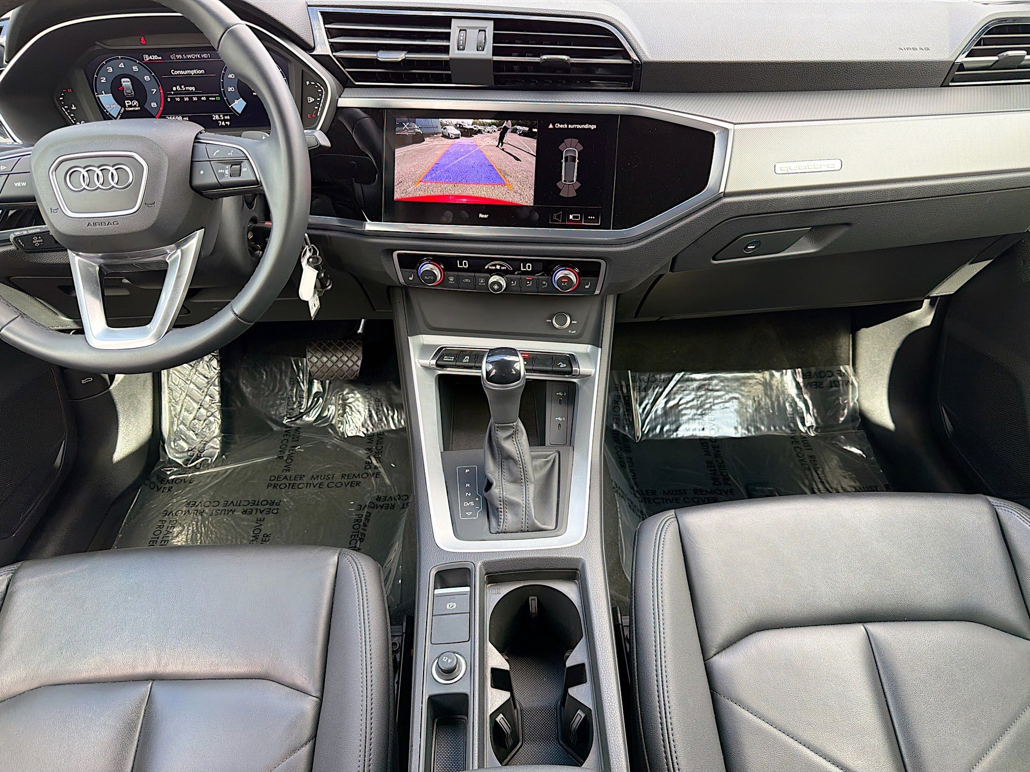 Used 2025 Audi Q3 2.0T Premium image 19