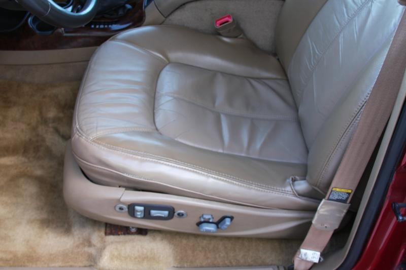 Used 2000 Oldsmobile Bravada AWD w/ Convenience Pkg I image 28