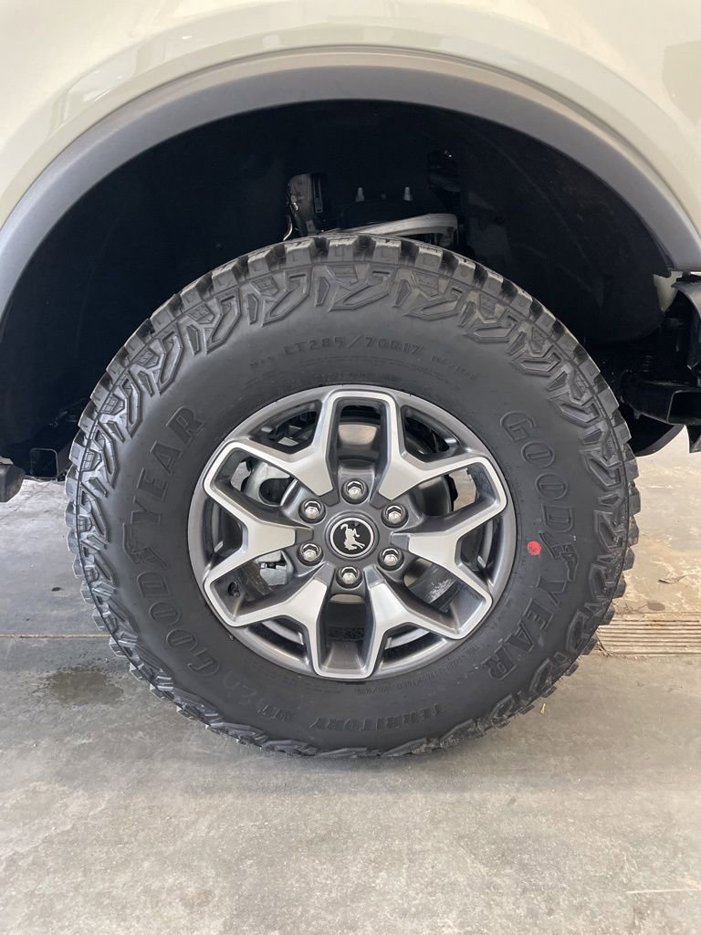 New 2025 Ford Bronco Badlands image 29