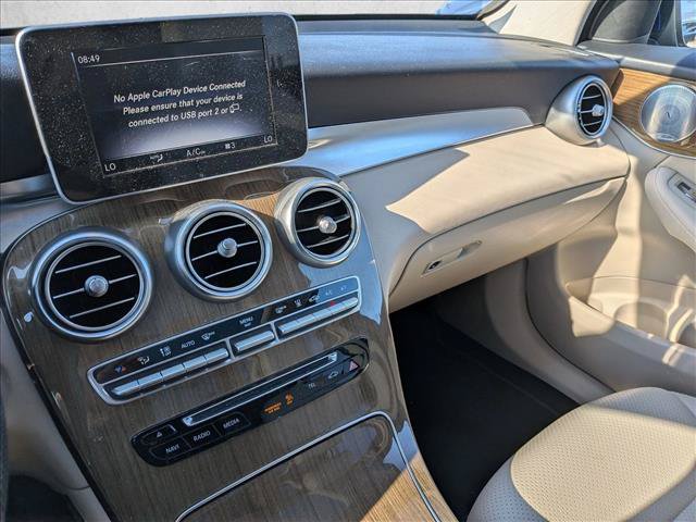 Used 2019 Mercedes-Benz GLC 350e 4MATIC image 12