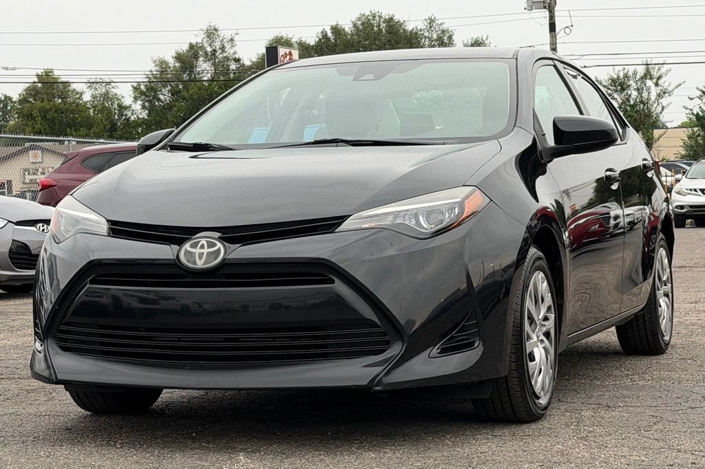 Used 2018 Toyota Corolla LE FWD image 13