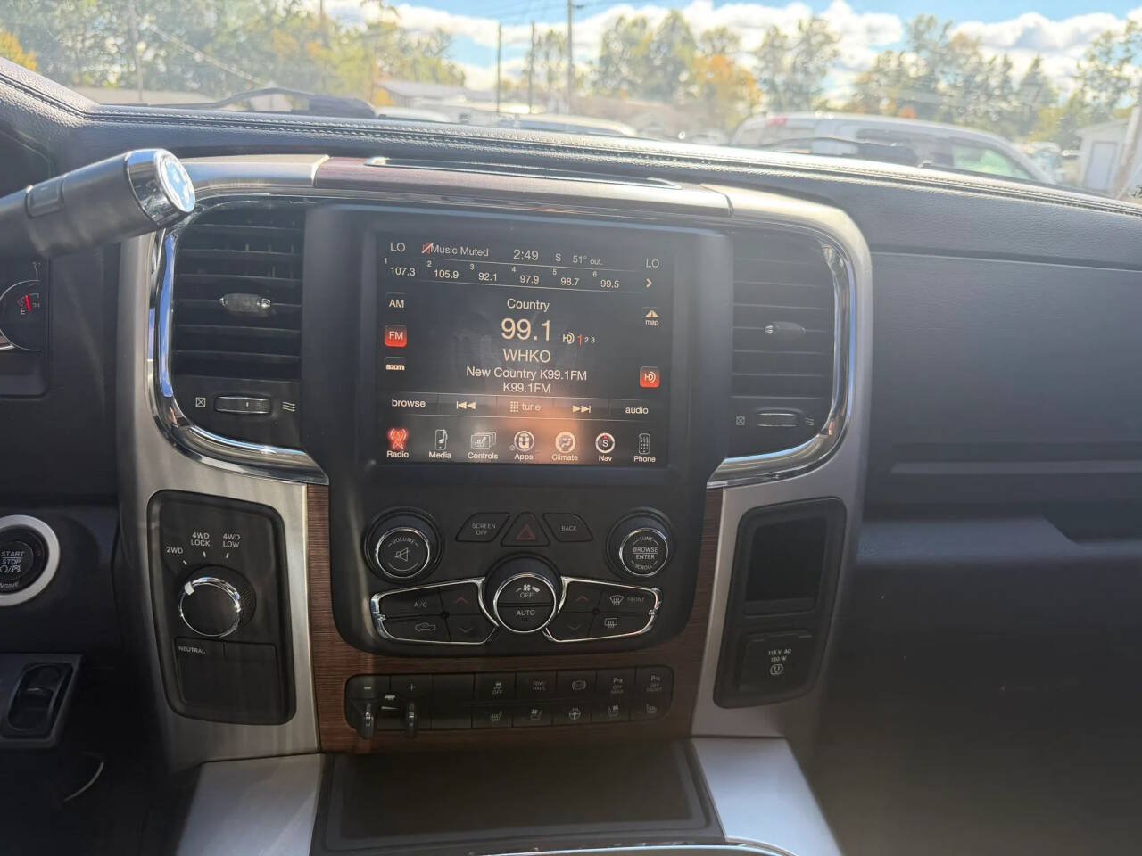 Used 2016 RAM 2500 Laramie AWD/4WD image 33