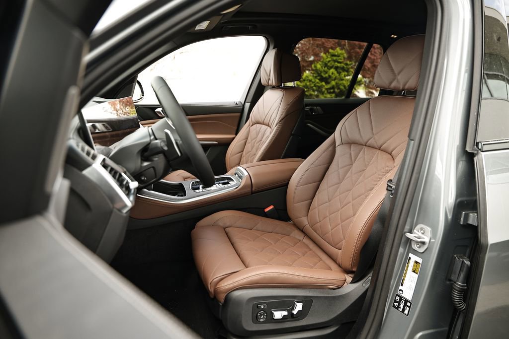 New 2026 BMW X5 xDrive40i w/ M Sport Package image 21