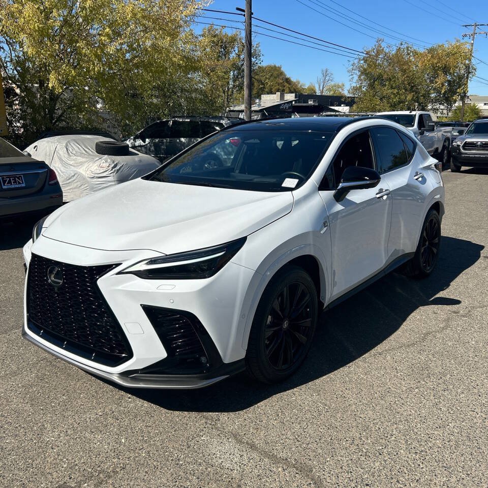 Used 2026 Lexus NX 450h+ F Sport AWD/4WD image 4