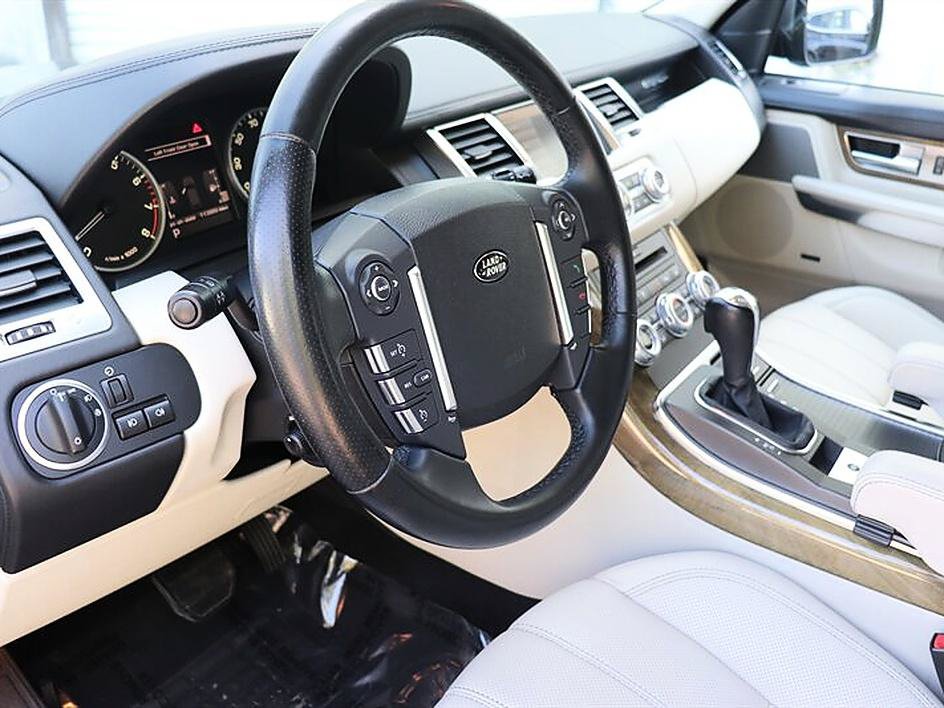 Used 2011 Land Rover Range Rover Sport HSE LUX AWD/4WD image 17
