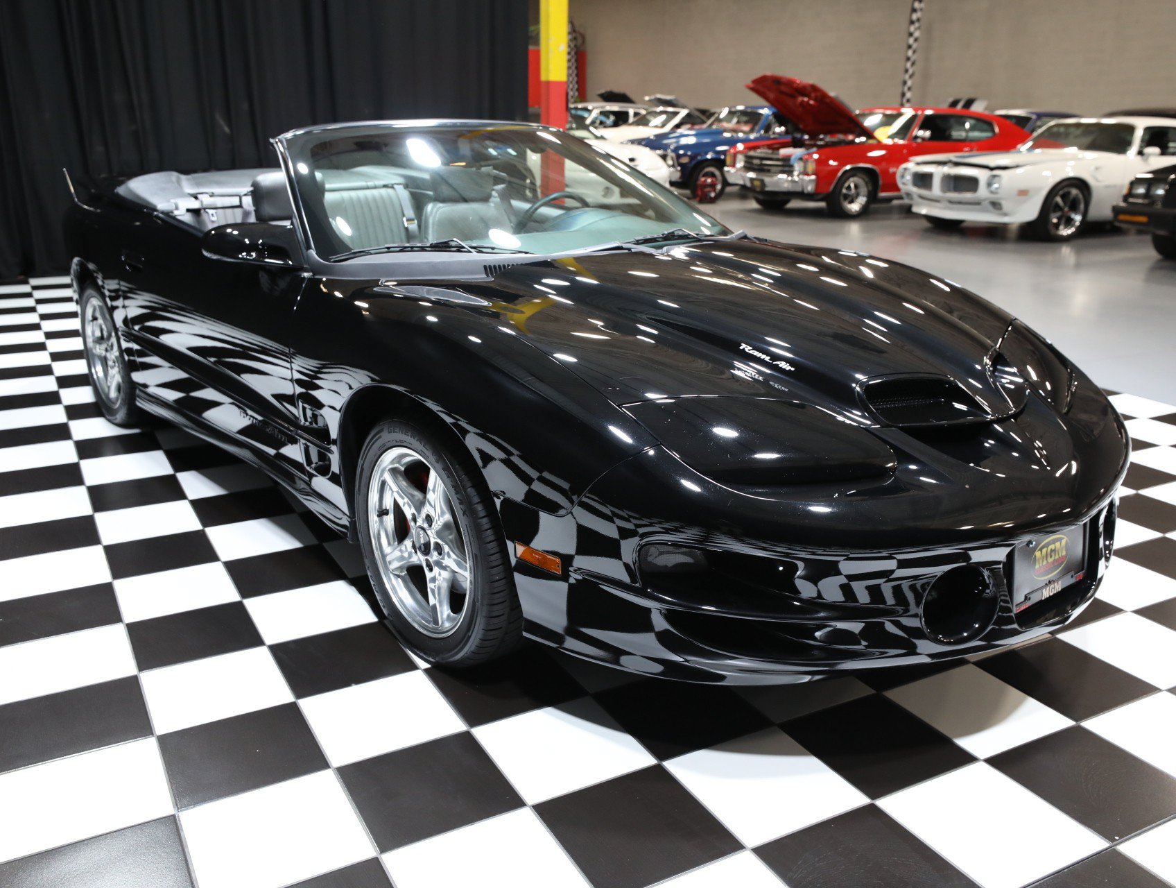 Used 1999 Pontiac Firebird Trans Am RWD image 21