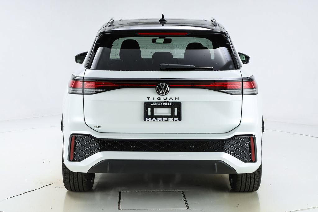 New 2026 Volkswagen Tiguan SE R-Line image 47