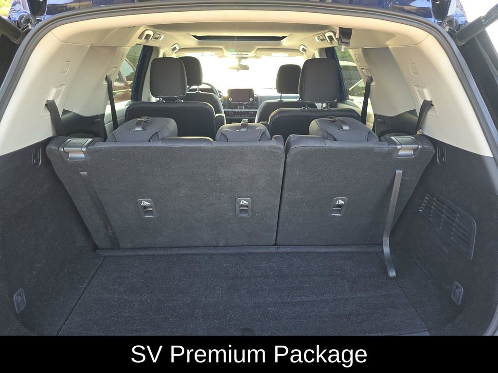 Used 2025 Nissan Pathfinder SV w/ SV Premium Package image 7