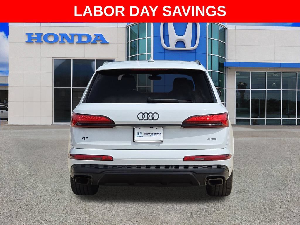 Used 2025 Audi Q7 3.0T Premium Plus AWD/4WD image 4