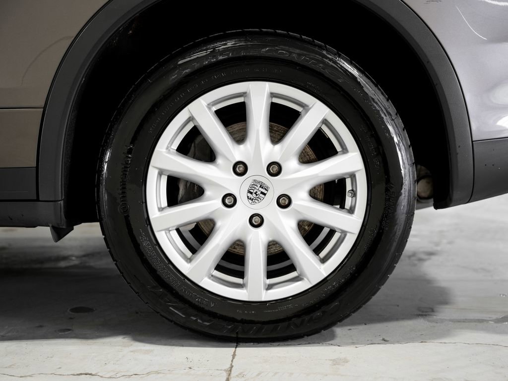 Used 2012 Porsche Cayenne image 39