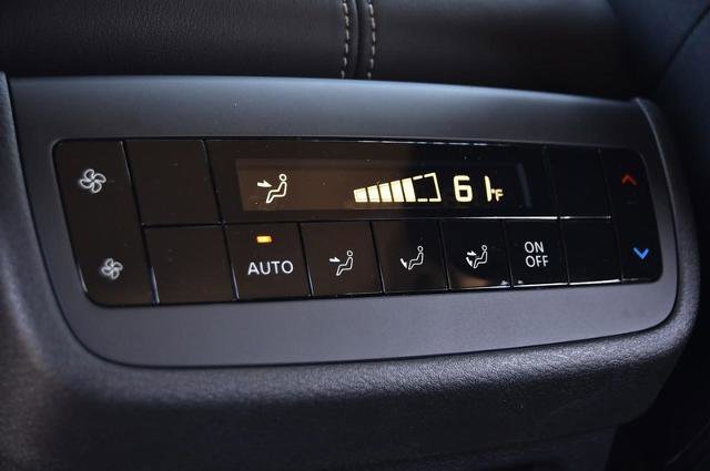 New 2025 Nissan Pathfinder SV w/ Black Appearance Package image 23