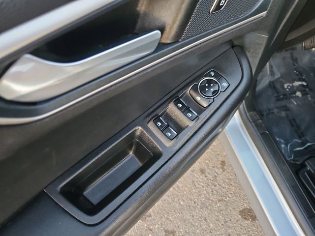 Used 2023 Ford Edge SEL image 23