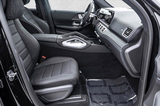 New 2026 Mercedes-Benz GLS 580 4MATIC image 26