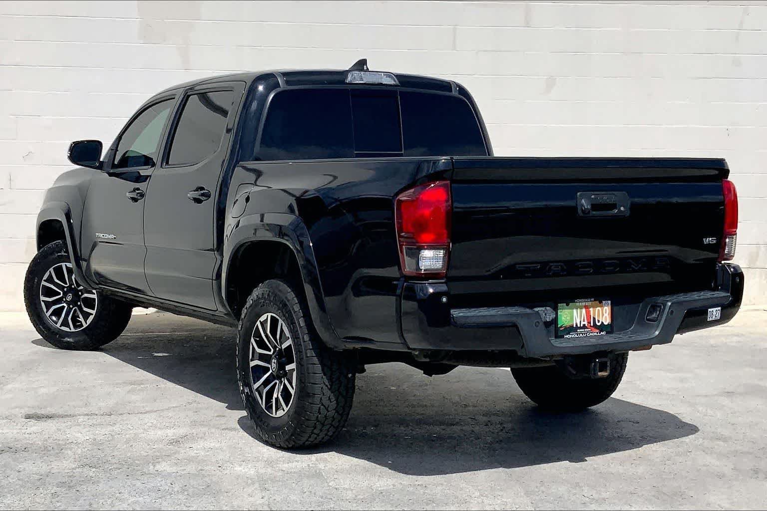Used 2019 Toyota Tacoma 2WD Double Cab image 4