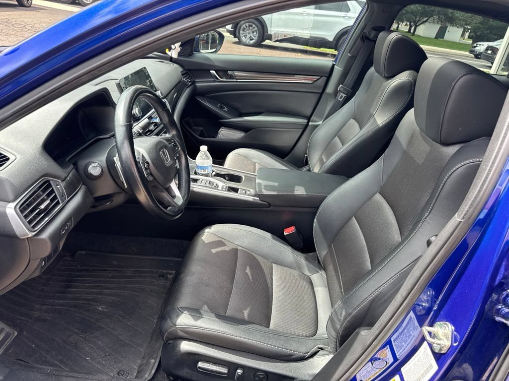 Used 2020 Honda Accord Sport image 6