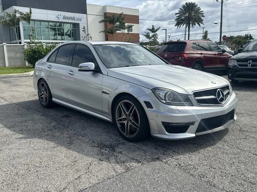 Used 2012 Mercedes-Benz C 63 AMG Sedan image 4