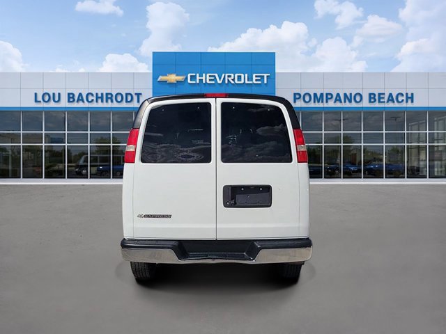 Used 2019 Chevrolet Express 3500 LT w/ LT Preferred Equipment Group RWD image 4