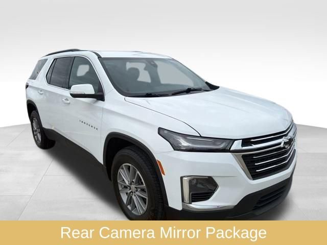 Used 2023 Chevrolet Traverse LT image 2