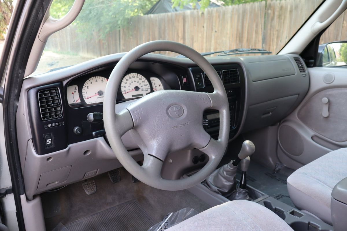 Used 2002 Toyota Tacoma 4x4 Xtracab image 15