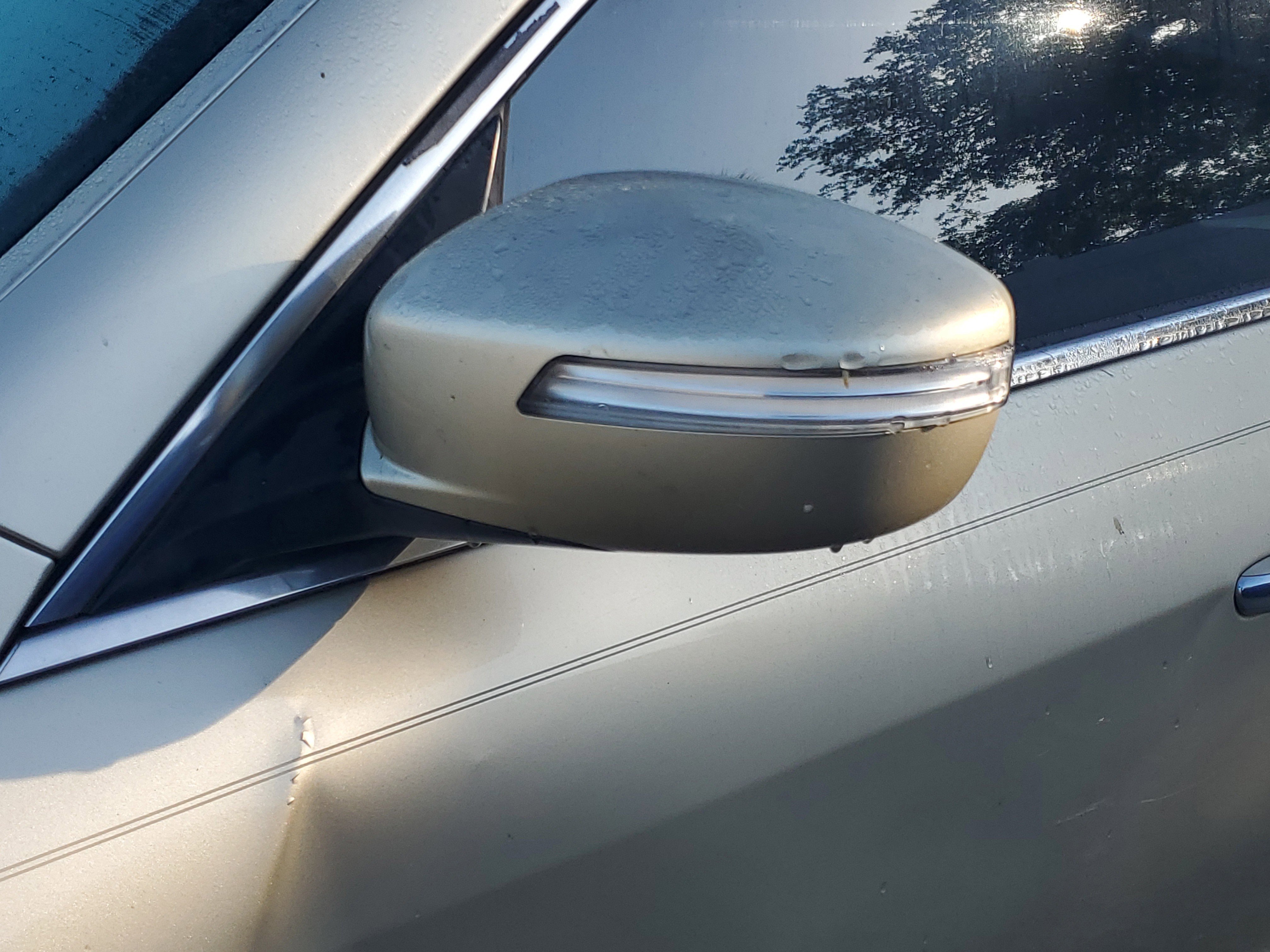 Used 2011 Hyundai Genesis 4.6 RWD image 5