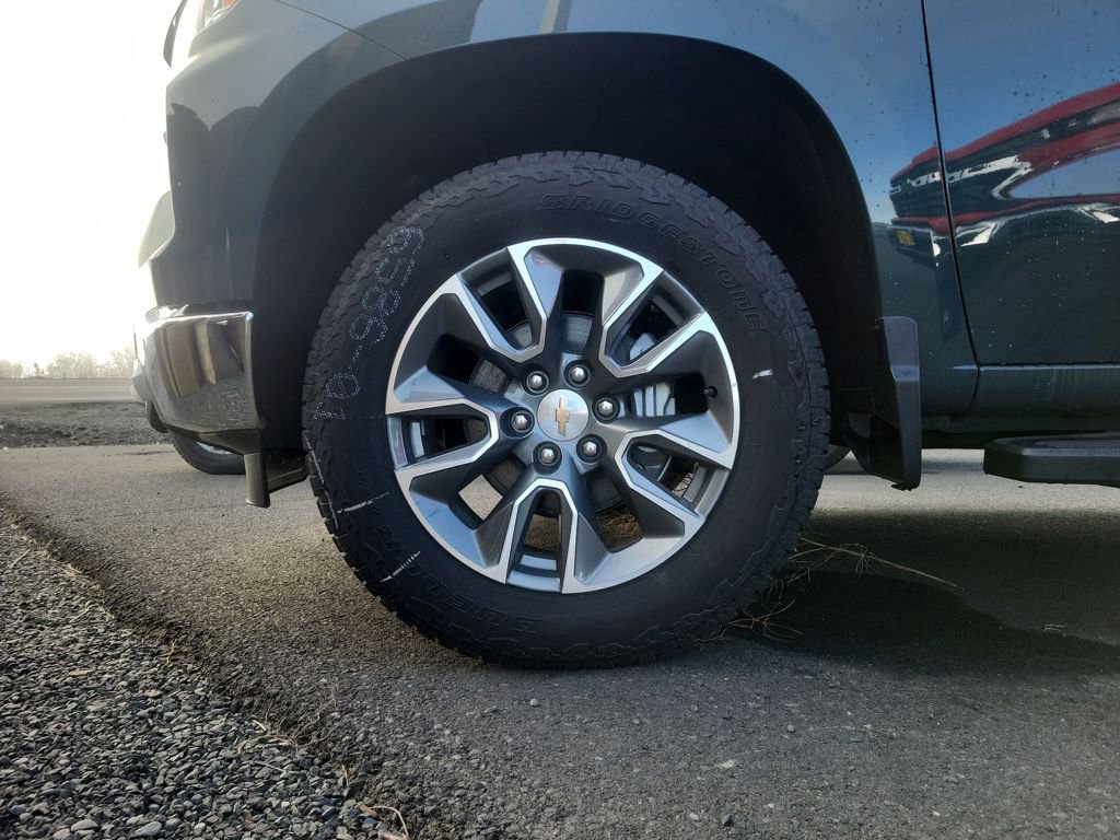 New 2025 Chevrolet Silverado 1500 LT image 29