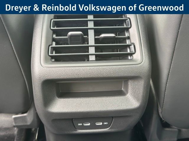 New 2026 Volkswagen Tiguan SE image 29