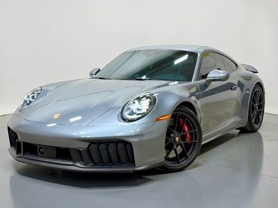 Used 2025 Porsche 911 Carrera 4 GTS image 2