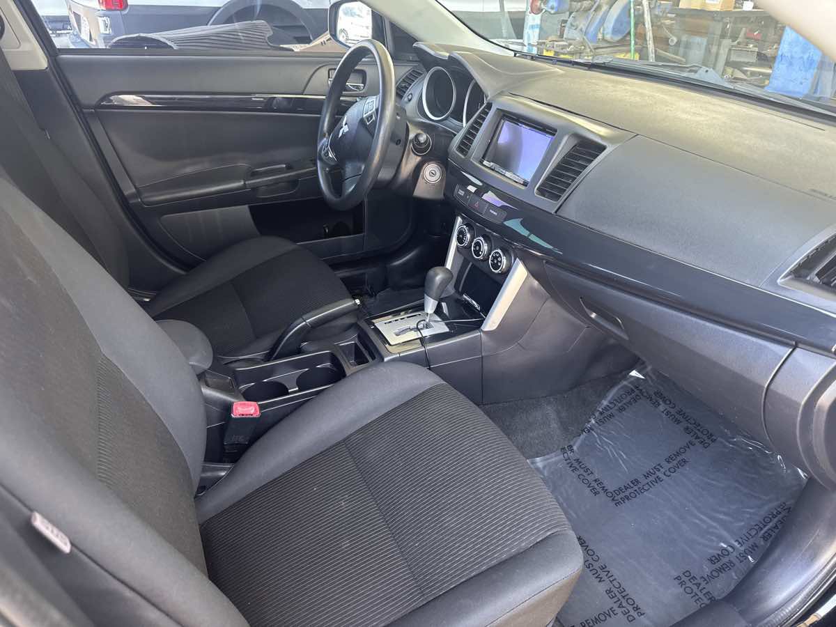 Used 2017 Mitsubishi Lancer ES image 14