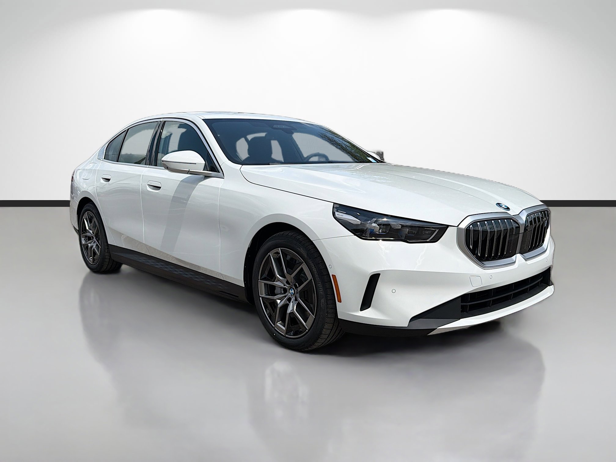 New 2026 BMW i5 eDrive40