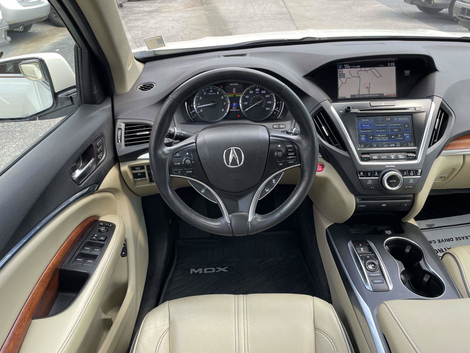 Used 2017 Acura MDX w/ Advance & Entertainment Pkg AWD/4WD image 2