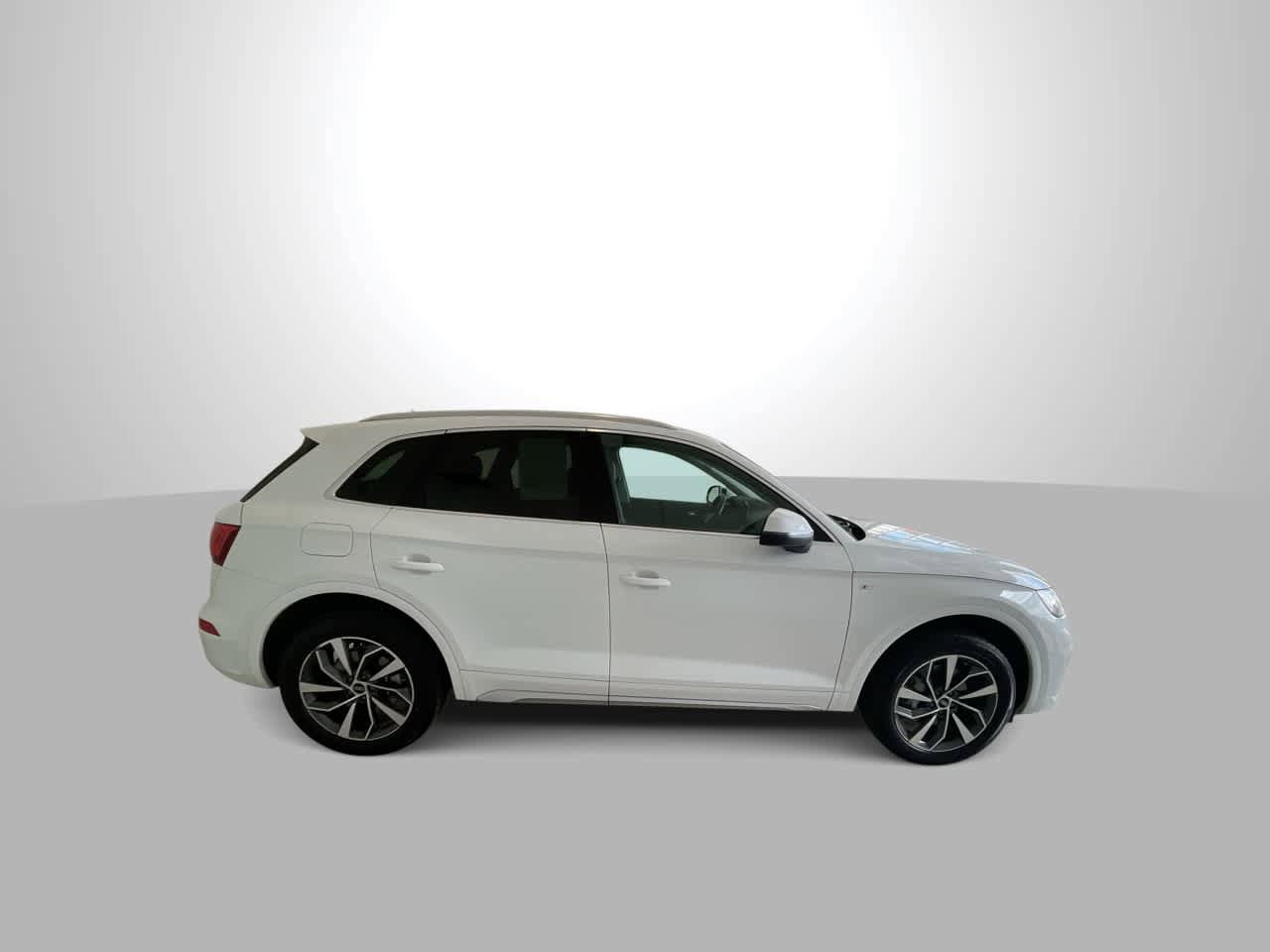 Used 2024 Audi Q5 2.0T Premium Plus image 9