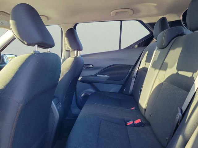 Used 2023 Nissan Kicks SV image 10