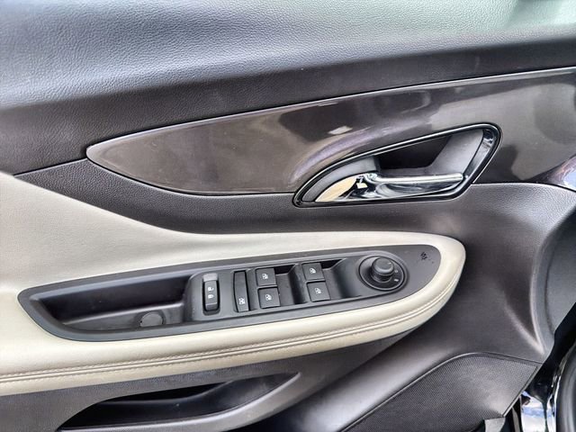 Certified 2018 Buick Encore Preferred FWD image 22