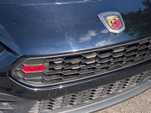 Used 2019 FIAT 124 Spider Abarth w/ Navigation & Sound Group RWD image 8