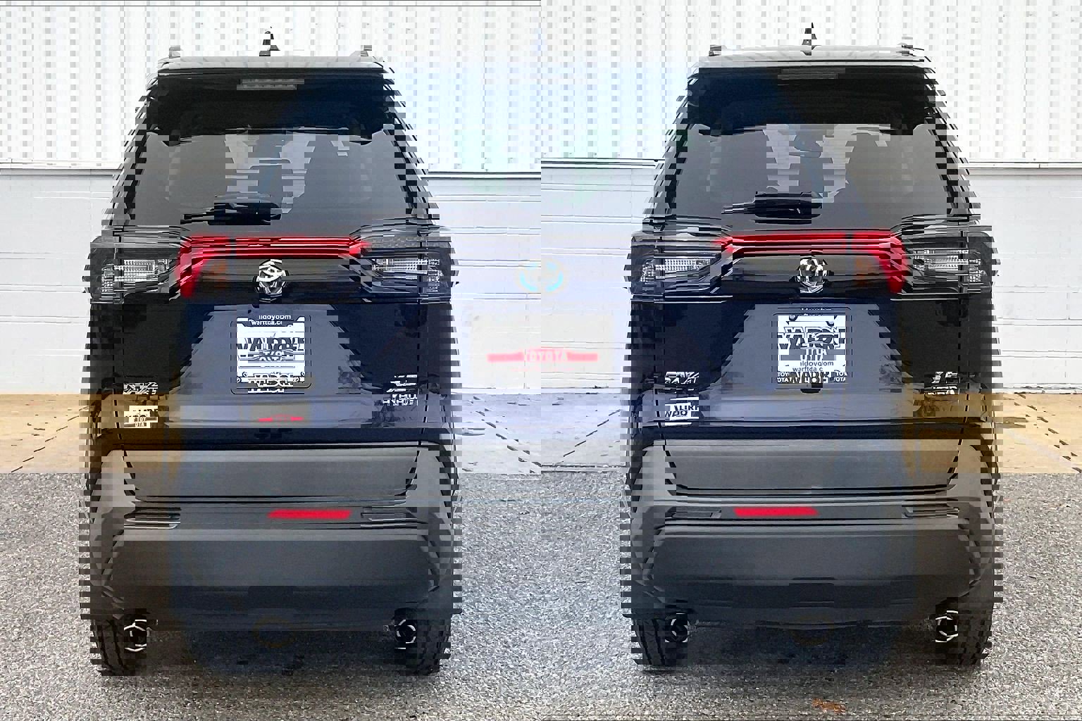 Used 2020 Toyota RAV4 XLE image 5