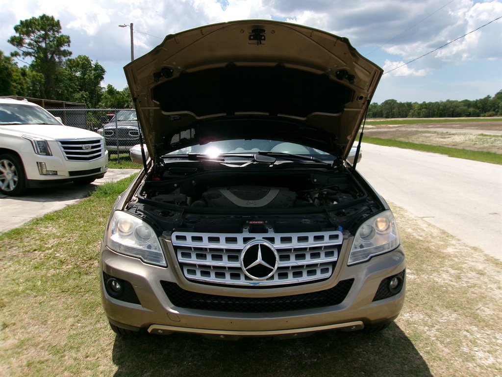 Used 2010 Mercedes-Benz ML 350 4MATIC image 23