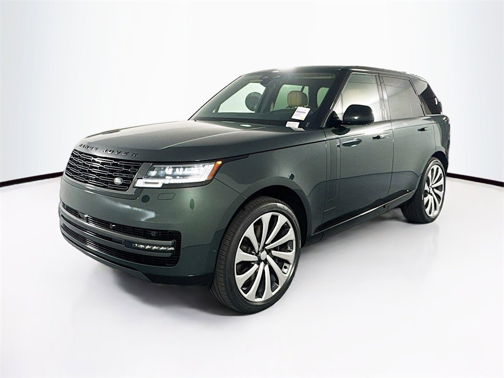 New 2025 Land Rover Range Rover SE