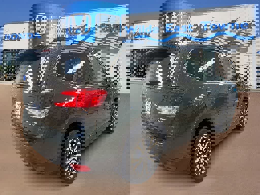 Used 2024 Subaru Forester Limited image 8