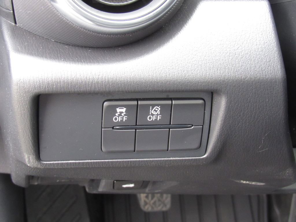Used 2021 MAZDA MX-5 Miata RF Grand Touring RWD image 25