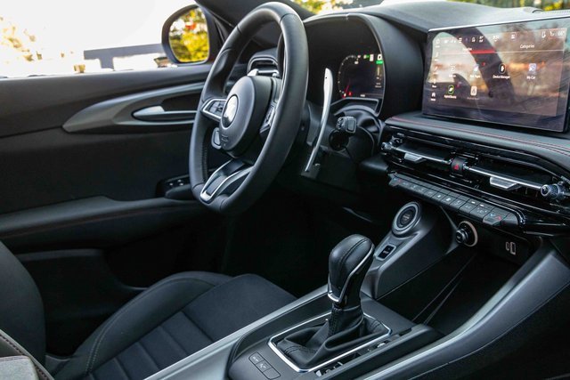 Used 2024 Dodge Hornet R/T w/ R/T Blacktop Package image 24